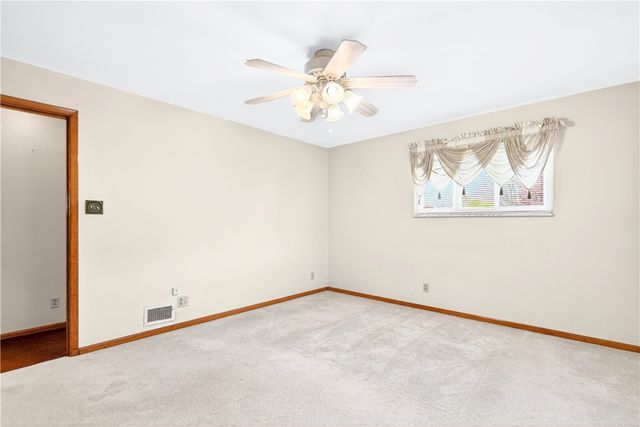 12296 LONGVIEW DRIVE, North Huntingdon, PA 15642