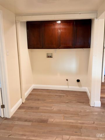 129 Beech Street, Bakersfield, CA 93304
