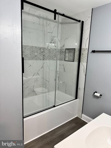 1 SAMUEL HUNTINGTON BLDG, Turnersville, NJ 08012