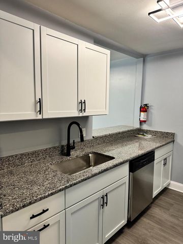 1 SAMUEL HUNTINGTON BLDG, Turnersville, NJ 08012