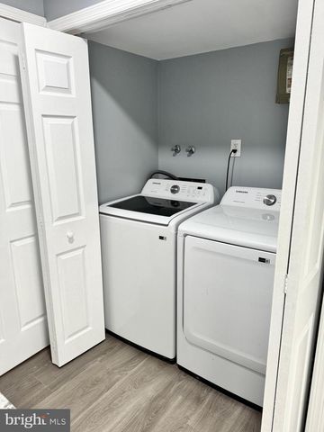 1 SAMUEL HUNTINGTON BLDG, Turnersville, NJ 08012