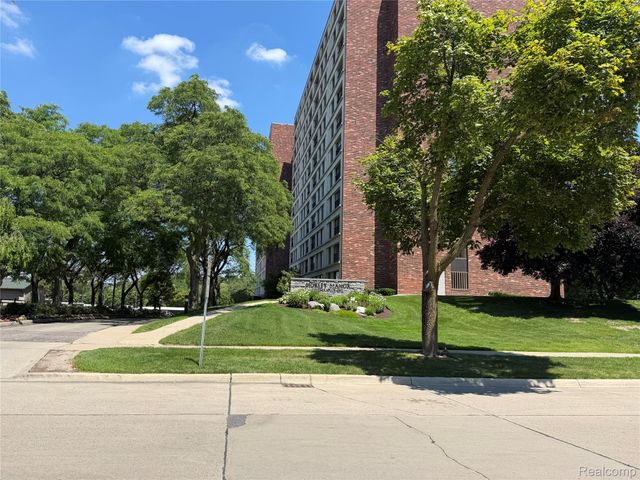 21800 Morley Avenue 1203, Dearborn, MI 48124