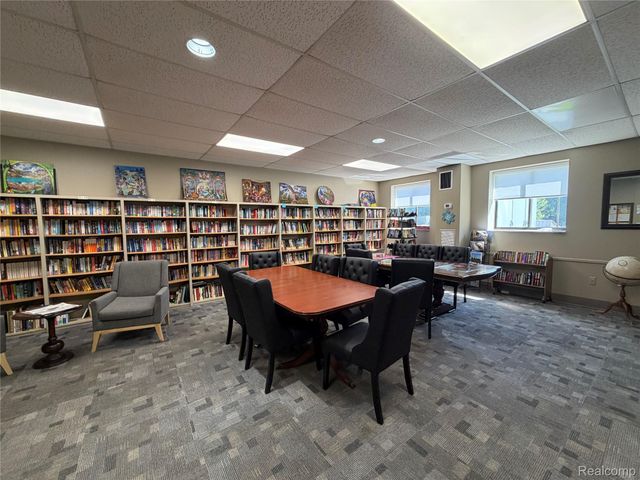 21800 Morley Avenue 1203, Dearborn, MI 48124
