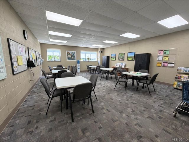 21800 Morley Avenue 1203, Dearborn, MI 48124