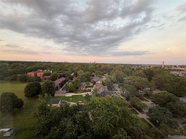 21800 Morley Avenue 1203, Dearborn, MI 48124