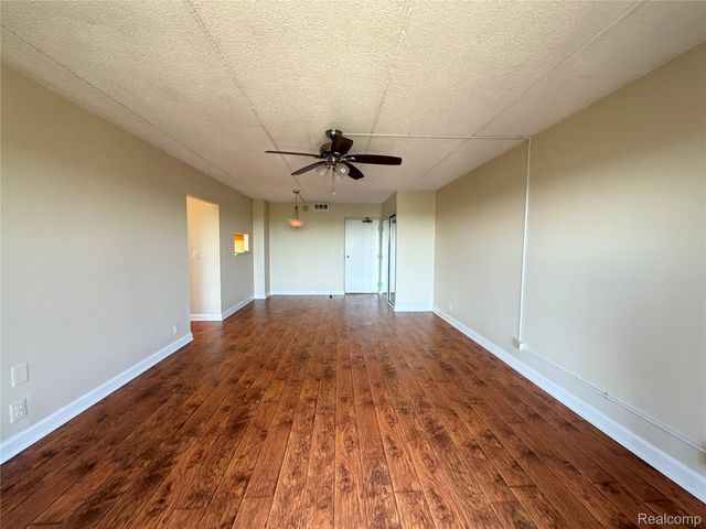 21800 Morley Avenue 1203, Dearborn, MI 48124