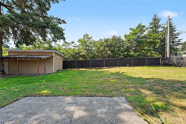 3610 Branson Dr SE, Port Orchard, WA 98366