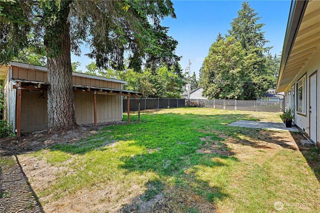 3610 Branson Dr SE, Port Orchard, WA 98366