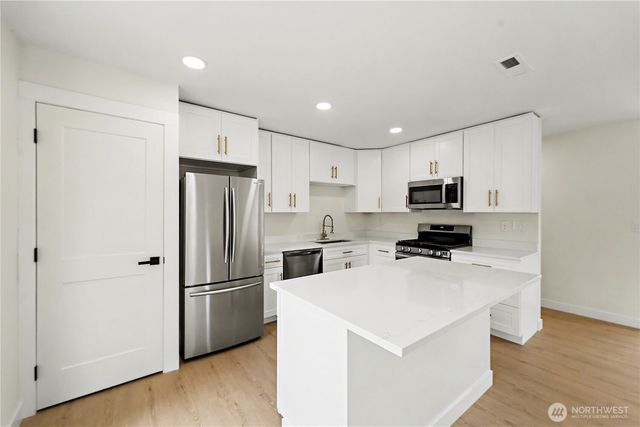 3610 Branson Dr SE, Port Orchard, WA 98366