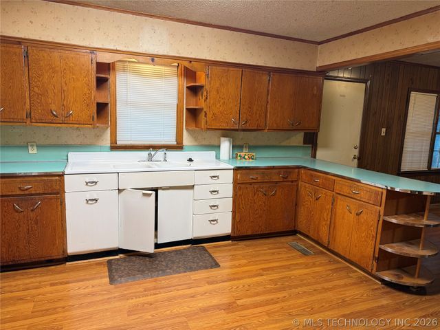 4923 W 3rd Street, Tulsa, OK 74127