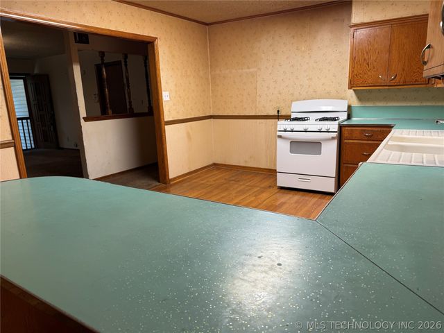 4923 W 3rd Street, Tulsa, OK 74127