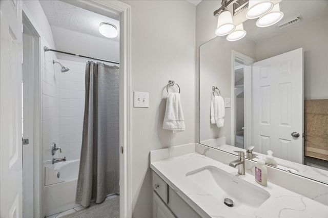2119 Misty River Trail, Kingwood, TX 77345