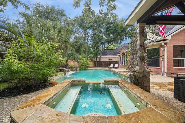 2119 Misty River Trail, Kingwood, TX 77345