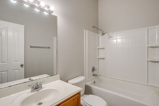 928 Remington Ranch Road, Mansfield, TX 76063