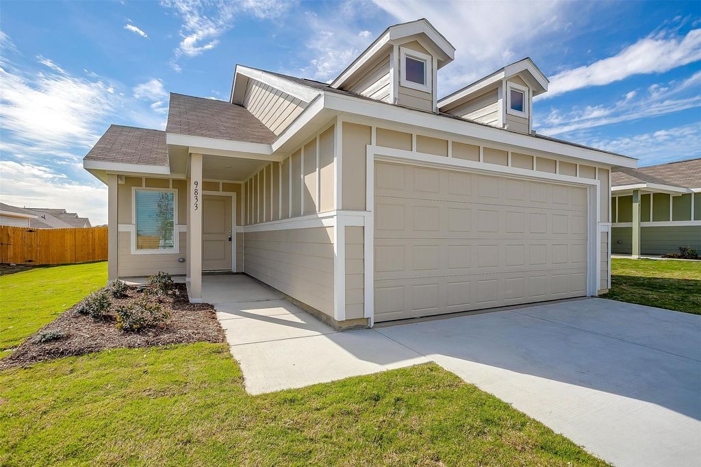 9833 Trusler Road, Fort Worth, TX 76179