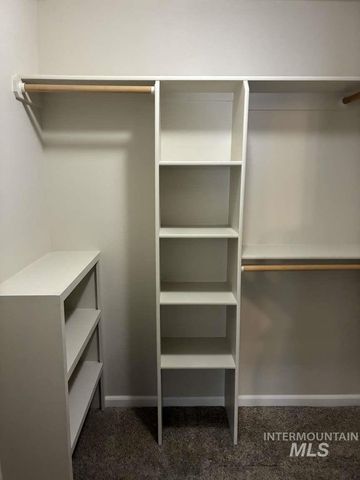 16439 N Driver St, Nampa, ID 83687