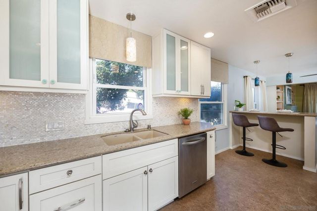 4594 Normandie Pl, La Mesa, CA 91942