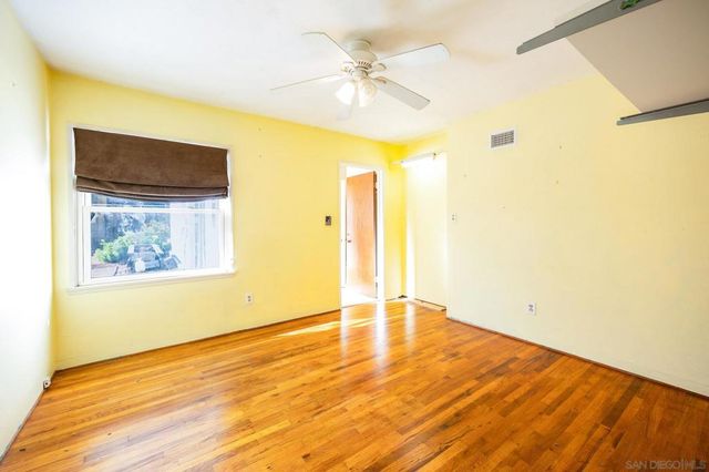 4594 Normandie Pl, La Mesa, CA 91942