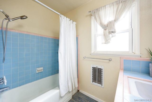 4594 Normandie Pl, La Mesa, CA 91942