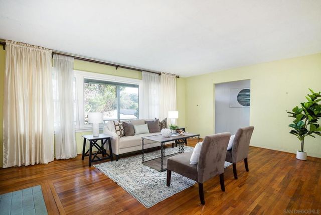 4594 Normandie Pl, La Mesa, CA 91942