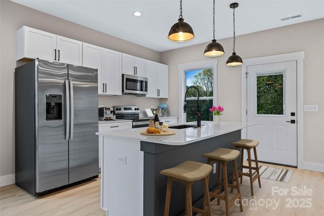 87 Whispering Pines Drive, Pisgah Forest, NC 28768