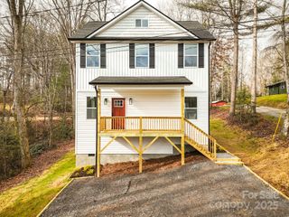 87 Whispering Pines Drive, Pisgah Forest, NC 28768