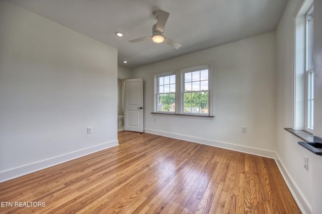 2724 E Magnolia Ave Apt 402, Knoxville, TN 37914