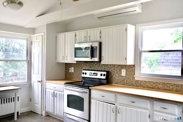 259 Peck Hill Road, Woodbridge, CT 06525