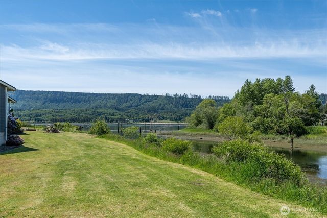 268 S Welcome Slough Road, Cathlamet, WA 98612