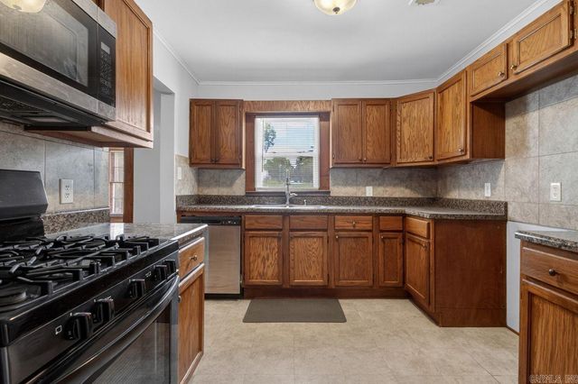 123 N Olive Street, Benton, AR 72015