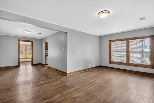 123 N Olive Street, Benton, AR 72015