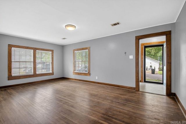 123 N Olive Street, Benton, AR 72015