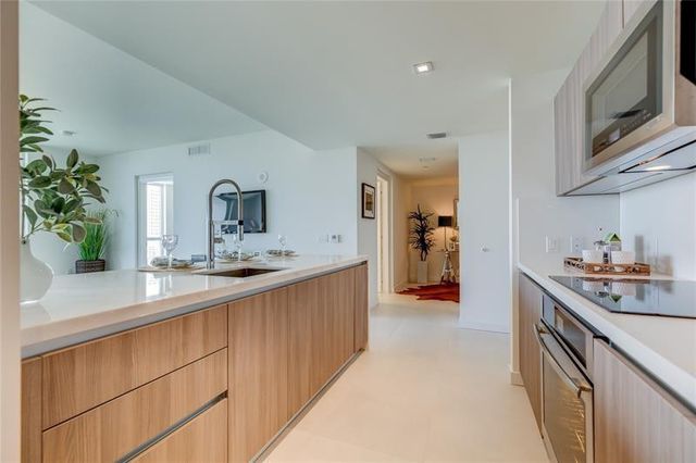 401 N Birch Road 1012, Fort Lauderdale, FL 33304