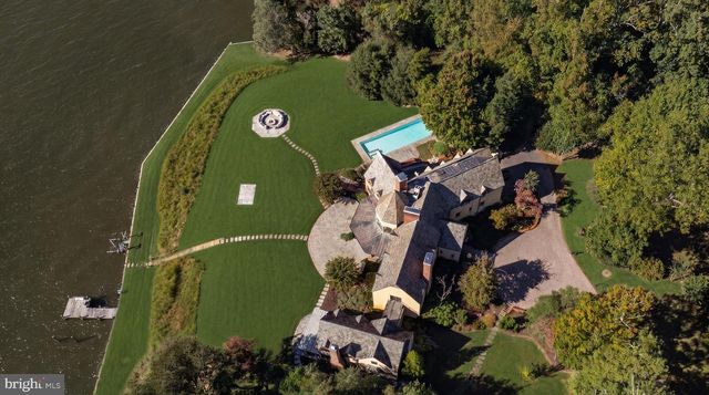 622 MAGOTHY RD, Gibson Island, MD 21056