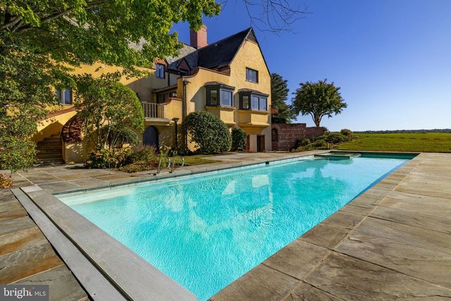 622 MAGOTHY RD, Gibson Island, MD 21056