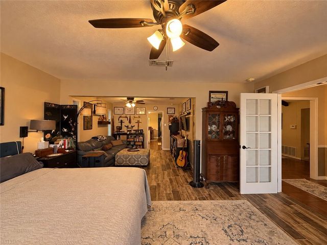 4318 Congressional Dr, Corpus Christi, TX 78413