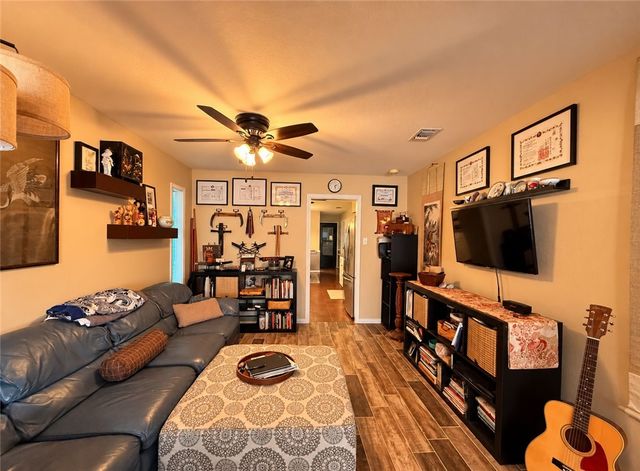 4318 Congressional Dr, Corpus Christi, TX 78413