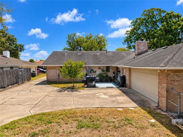 4318 Congressional Dr, Corpus Christi, TX 78413