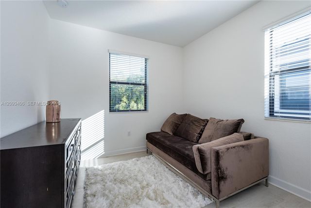 1601 SW 28th Street, Fort Lauderdale, FL 33315