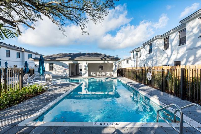 1601 SW 28th Street, Fort Lauderdale, FL 33315