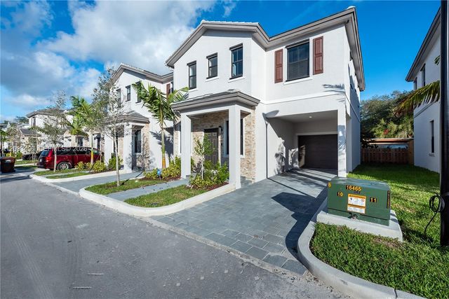 1601 SW 28th Street, Fort Lauderdale, FL 33315