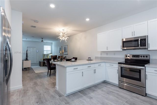 1601 SW 28th Street, Fort Lauderdale, FL 33315