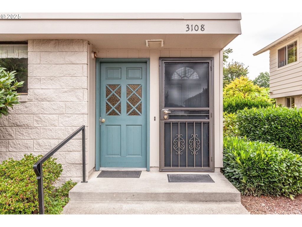 3108 Se CHESTNUT St, Milwaukie, OR 97267