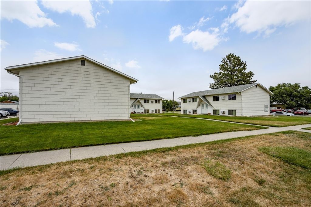 720, 724, 728 E 2nd Avenue N, Columbus, MT 59019 photo 2