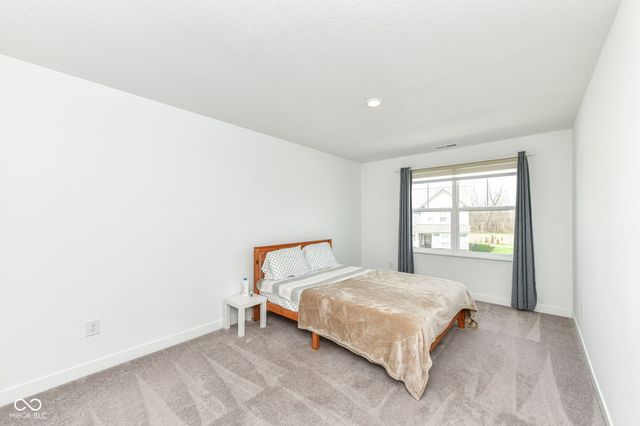 17267 Hanningfield Way, Westfield, IN 46074