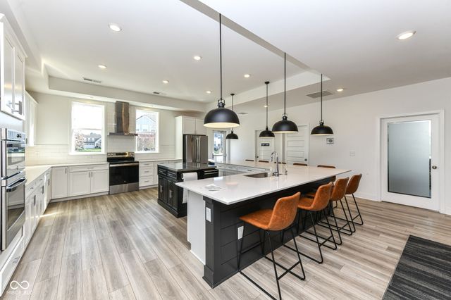 17267 Hanningfield Way, Westfield, IN 46074