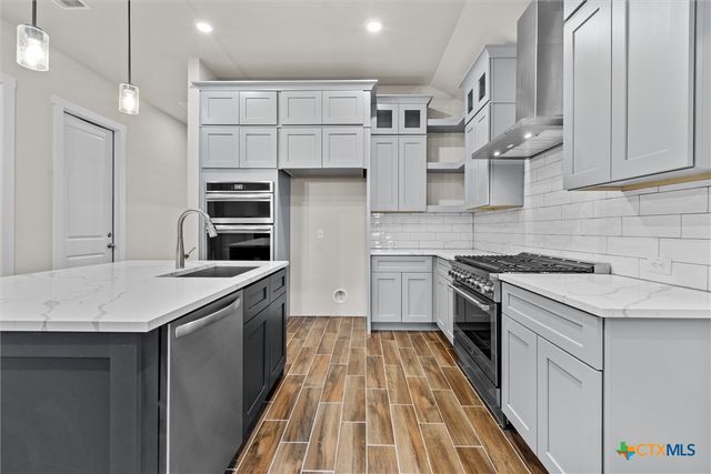 8507 Pine Muhly Drive, Lago Vista, TX 78645