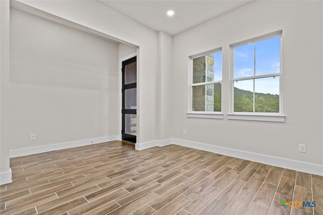 8507 Pine Muhly Drive, Lago Vista, TX 78645