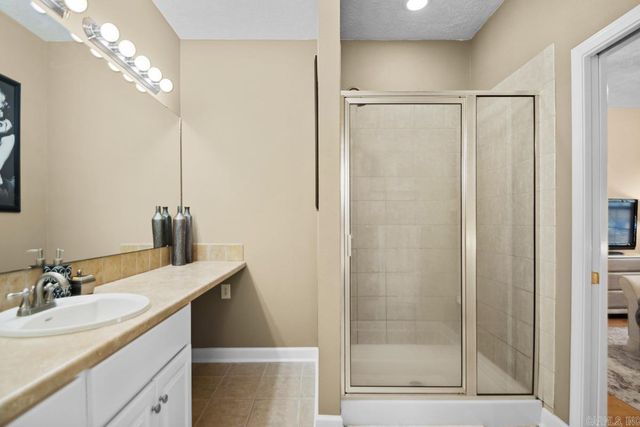 2500 E Woodson Lateral Road, Hensley, AR 72065