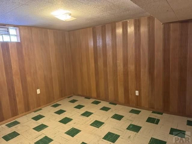 10 Wheatridge Dr, Pueblo, CO 81005